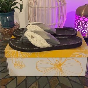 Roxy crochet strap sandals size 9 NWOT